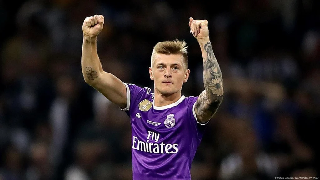 Felix Kroos Vermögen Ernährung