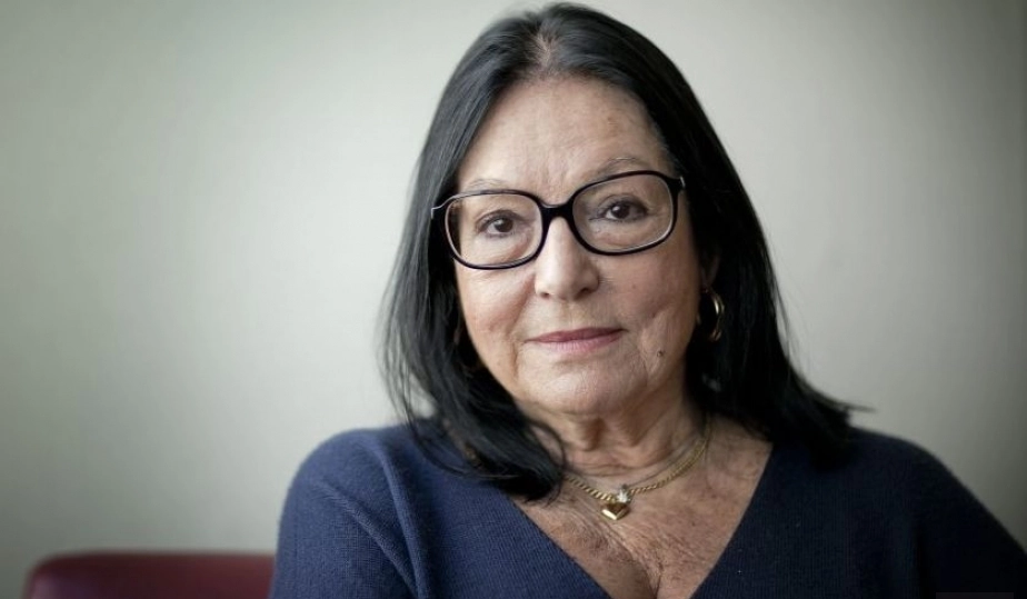 Nana Mouskouri Info