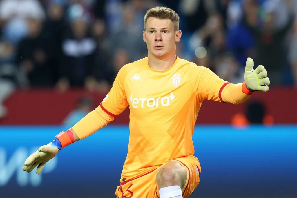 VfB-Keeper Alexander Nübel in der DFB-Auswahl Ter Stegen fällt aus