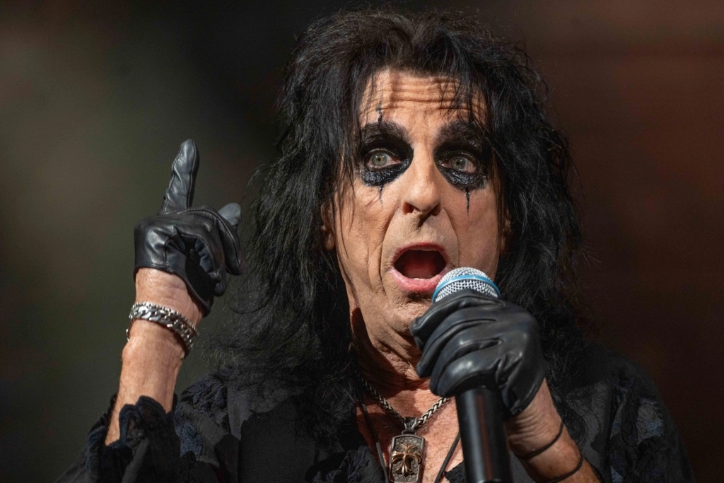 alice cooper vermögen Tagesablauf