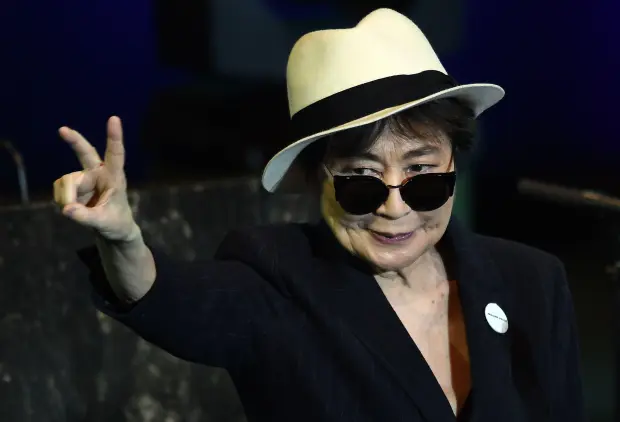 Vermögen Yoko Ono