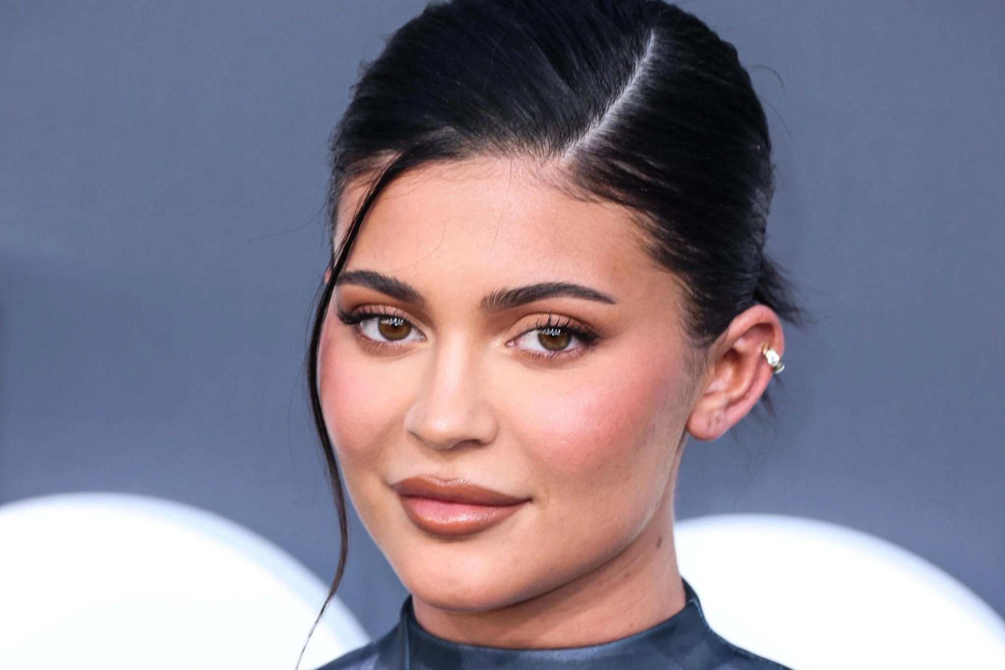 Wie Viel Wiegt Kylie Jenner Wie Alt Ist Kylie Jenner: Alter, Größe, Familie und Kinder