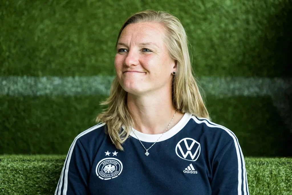 Alexandra Popp Vermögen Info