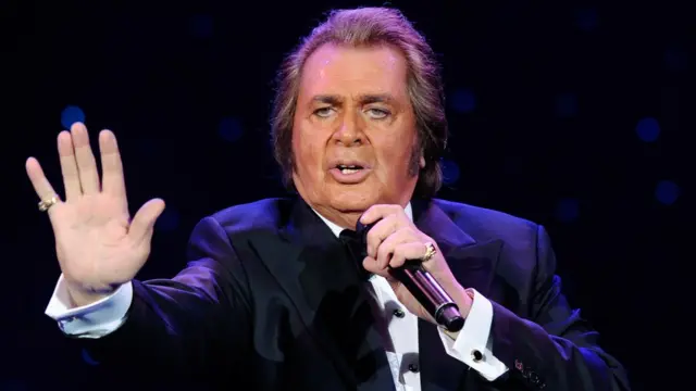 wie alt ist engelbert Tägliche Routine