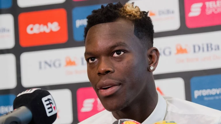 Dennis Schröder Eltern