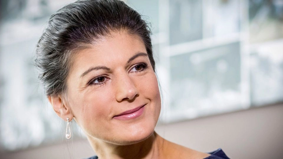 eltern von sahra wagenknecht Tägliche Routine