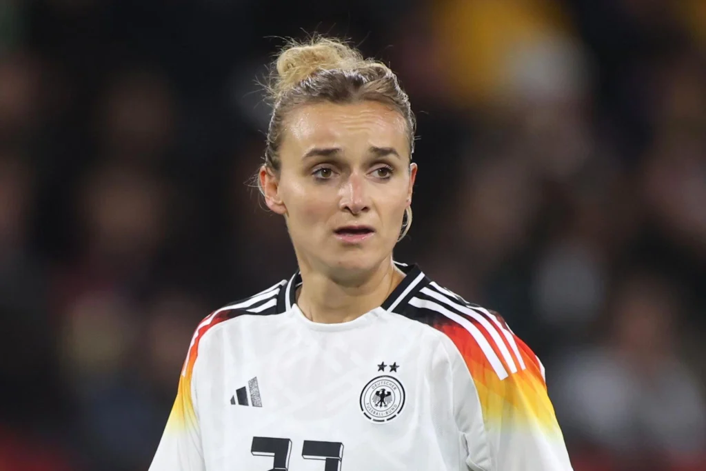 Lina Magull Herkunft Eltern